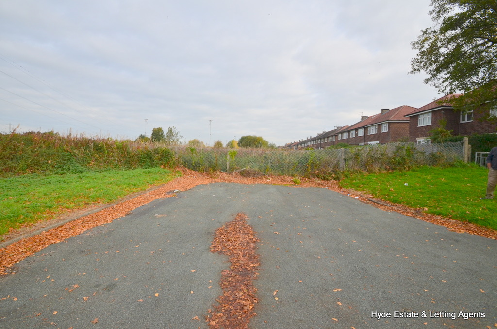 Images for Flixton Football Club, Valley Road, Urmston, Manchester, M41 8RQ EAID: BID:hyde